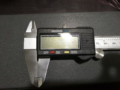 Read more about the article 機械式的游標卡尺（樓溺死）該怎麼看!