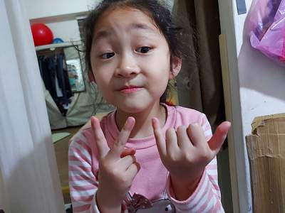 Read more about the article App Inventor學習記錄89-簡單加法，5種等級，隨機題目，隨機按鈕，題目記錄