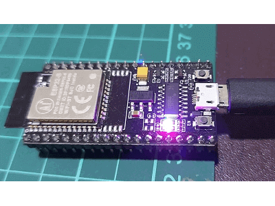Read more about the article ESP32學習記錄002，上傳第一個程式，讓內建的 LED燈閃爍